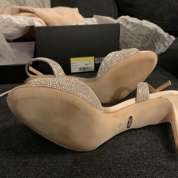 COPY - Brand New Heels - Picture 6 of 6